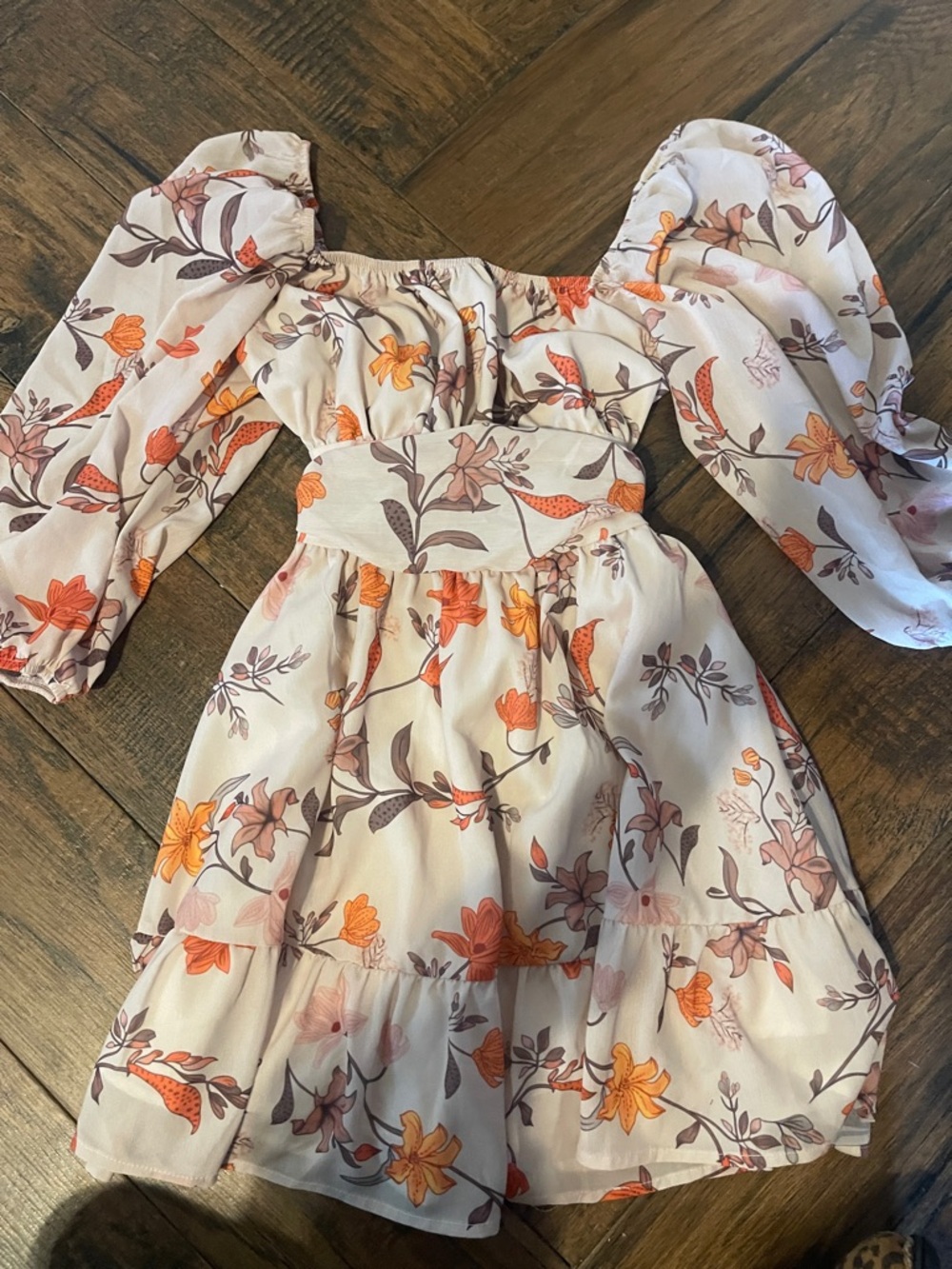 Cream Floral Puff-Sleeve Casual Dress with Orange Accents